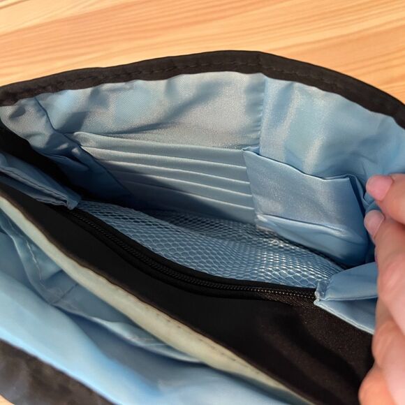 Travelon Black Travel Sling Crossbody Nylon Multi-Pocket Unisex Lightweight - Picture 6 of 10